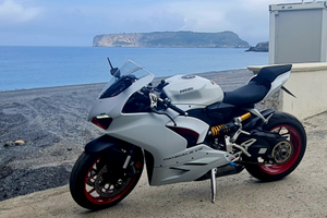 Ducati Panigale V2 anno 2021 solo 7600 km