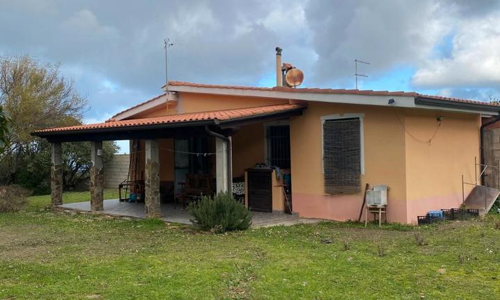 Scivu- Indipendente con ampio cortile