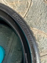 4 gomme invernali Bridgeston LM 005 235/40 R 20