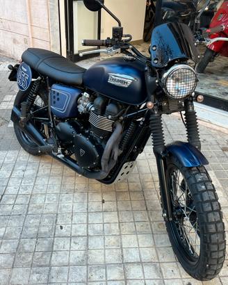 Triumph scrambler
