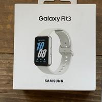Smartwatch Galaxy Fit 3 nuovo bianco.