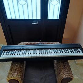 Piano Yamaha P-95B