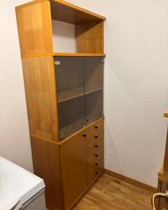 Mobili versatili in legno di abete