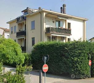 Appartamento di 162 m² con 5 locali e box auto a B