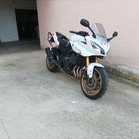 Yamaha Fazer 800