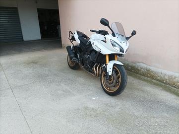 Yamaha Fazer 800