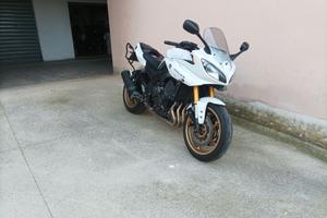 Yamaha Fazer 800