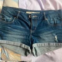 Short jeans