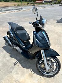 PIAGGIO BEVERLY 500