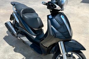 PIAGGIO BEVERLY 500