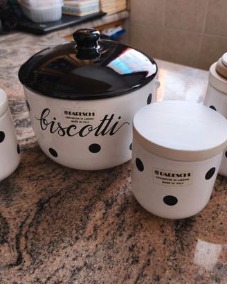 Biscottiera nuova