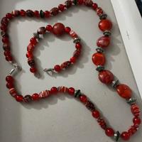 collana più braccialetto 