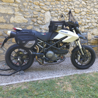 Ducati hipermotard 796