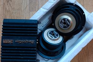 subwoofer auto con amplificatore 