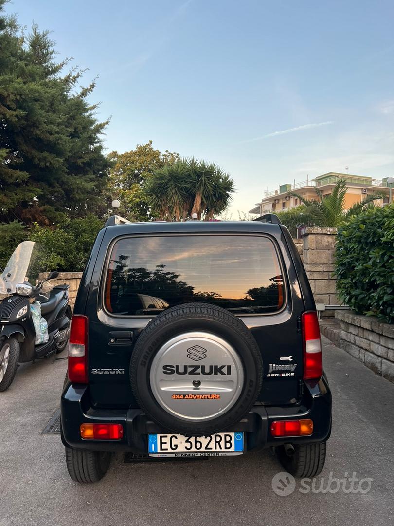 Suzuki Jimny 2011 photo 2