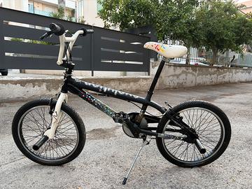 Bicicletta BMX