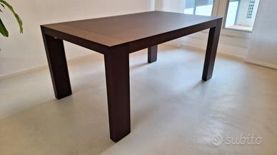 Tavolo marca T70 in wengè 160x95cm allungabile