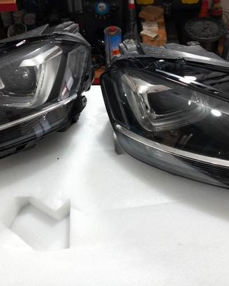 Fari anteriori Xenon originali wv golf 7 
