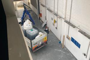 Capannone vicino autostrada Camaiore