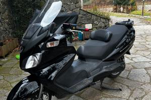 Suzuki Burgman 650 Executive