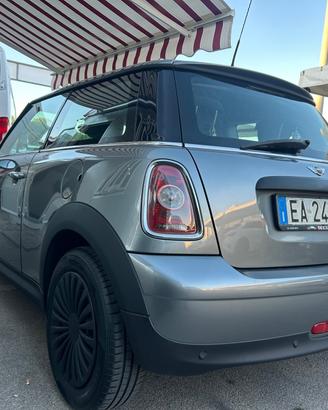 Mini COOPER ONE 1.4 BENZINA 75CV PERFETTA