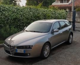 Alfa 159 SW 2.0JTDM Distinctive 2010, tagliandata