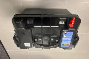 Power center batterry box easterner