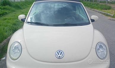 Volkswagen New Beetle 2005 usata