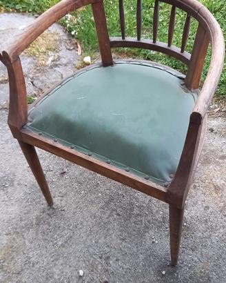 Poltroncina antica