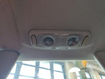 Plafoniera anteriore SUZUKI GRAND VITARA del 1999