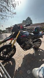 Aprilia Dorsoduro 750