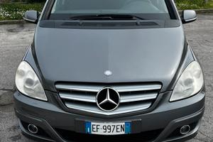 Mercedes Benz classe B 180