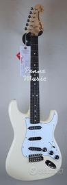 Fender Ritchie Blackmore Stratocaster White