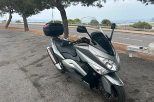 Yamaha Tmax