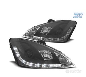 FARI PER FORD FOCUS 01-04 LUCE DIURNA A LED FONDO 