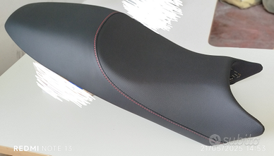 Fodera/sella ducati Monster 02