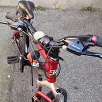 BICICLETTA 26 POLLICI CON TELAIO IN ALLUMINIO 