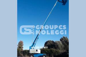 Piattaforma a braccio articolato GENIE S 65
