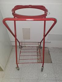 carrello per pulizie