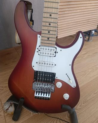 chitarra elettrica Yamaha pacifica 621M