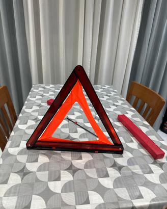 Triangolo emergenza compatto