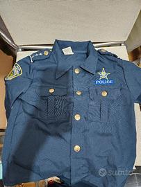 Costume poliziotto con accessori