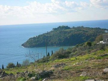 Terreno di 2300 m² a Gaeta