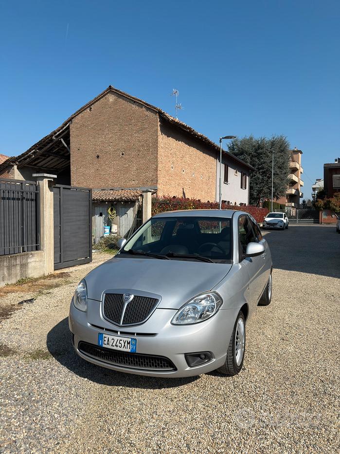 Lancia Ypsilon 2ª serie