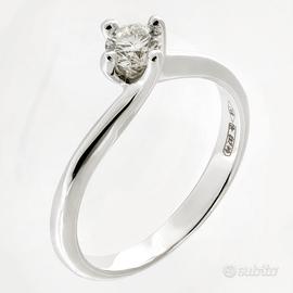 Anello solitario 0,32ct