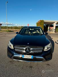 MERCEDES-BENZ 220D 4MATIC EXLUSIVE