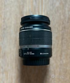 Obiettivo Canon 18-55 con parasole