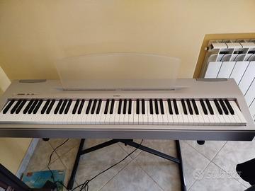 PIANOFORTE PESATO YAMAHA P-60 