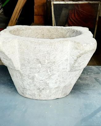 Antico Mortaio In Pietra Marmo