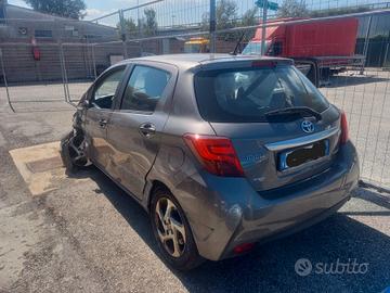 ricambi toyota yaris Hybrid anno 2016